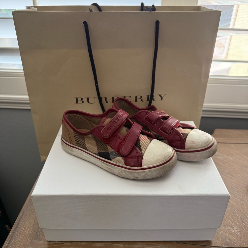 AUTHENTIC BURBERRY SHOES KIDS